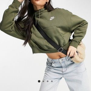 Nike Cropped Hoodie